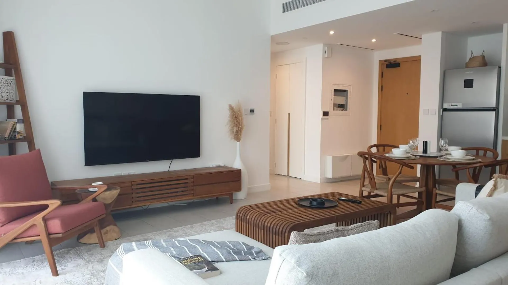 Апартаменты La Vie, Jbr Дубай